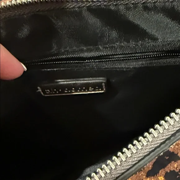 Silver Skull Clutch - Picture 3 of 5